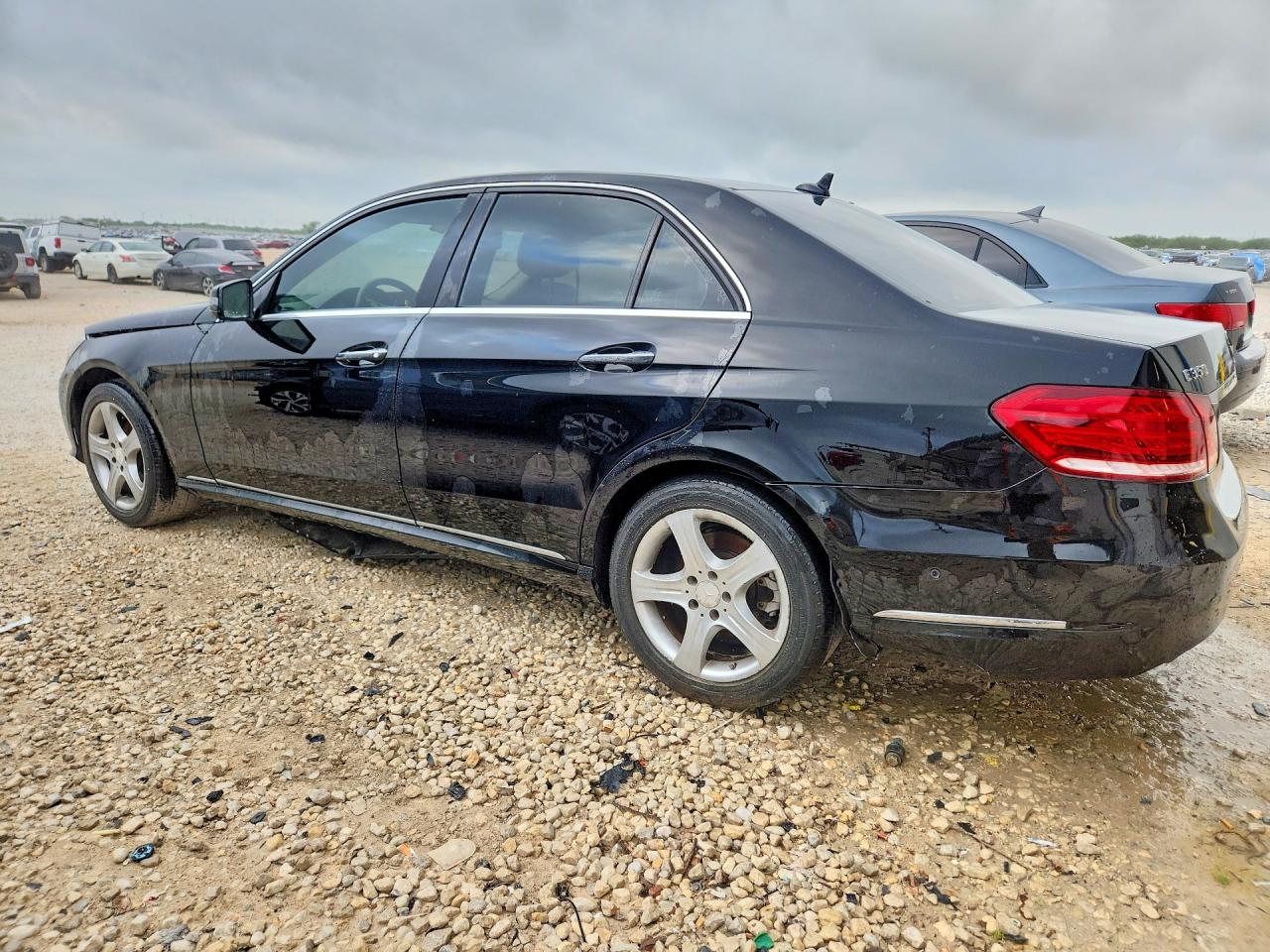 2014 Mercedes-benz E 350 Black vin: WDDHF5KB1EA849798