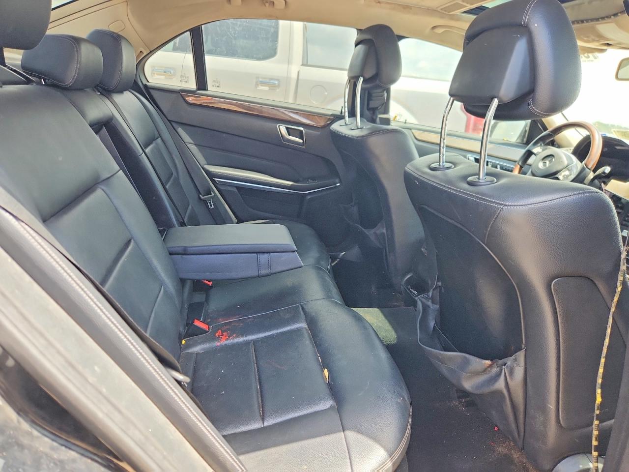 2014 Mercedes-benz E 350 Black vin: WDDHF5KB1EA849798