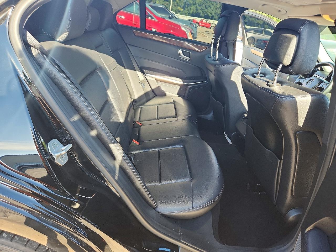 2014 Mercedes-benz E 350 Black vin: WDDHF5KB1EA870912