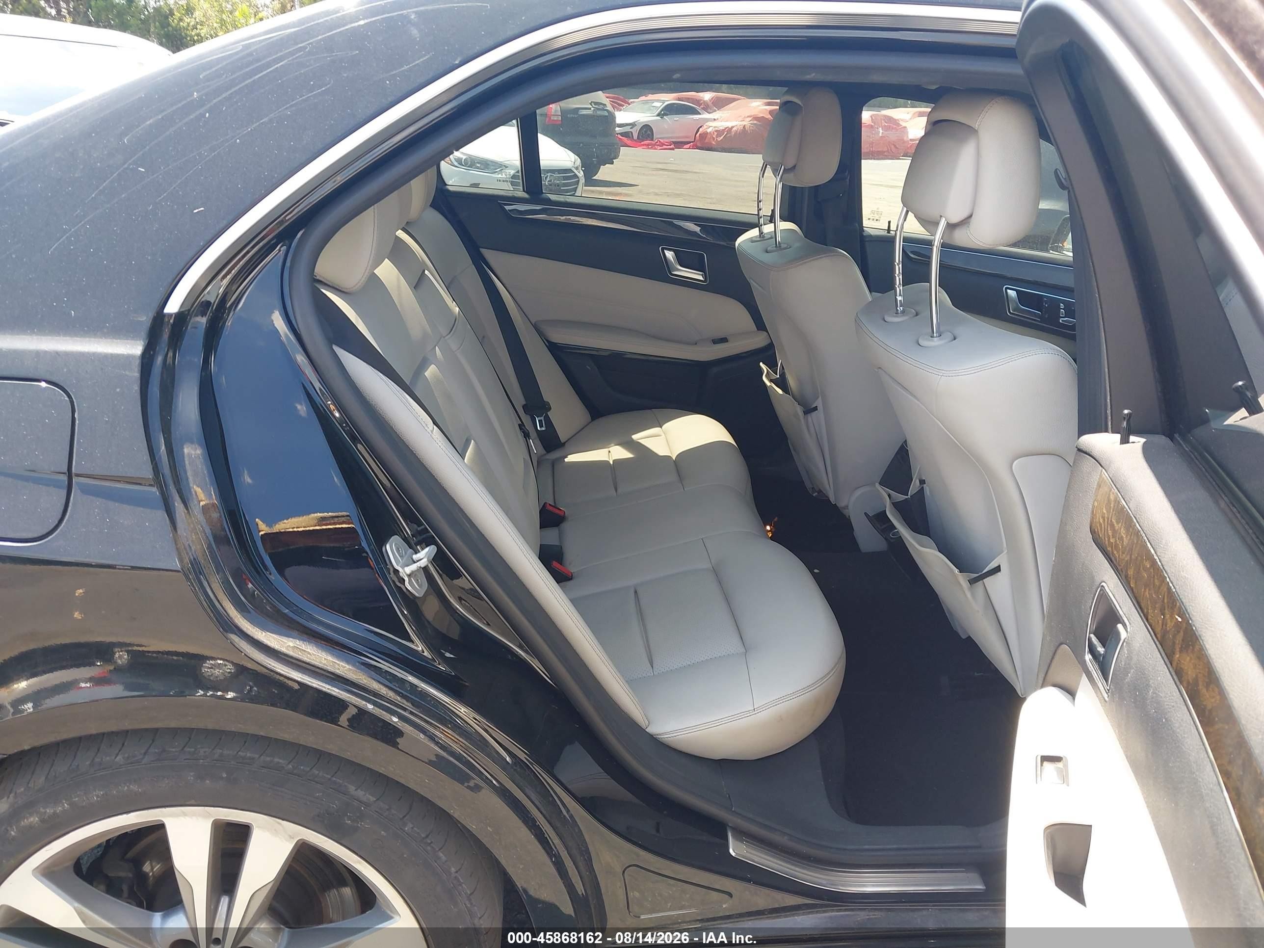 2014 Mercedes-benz E 350   Black vin: WDDHF5KB1EA876192
