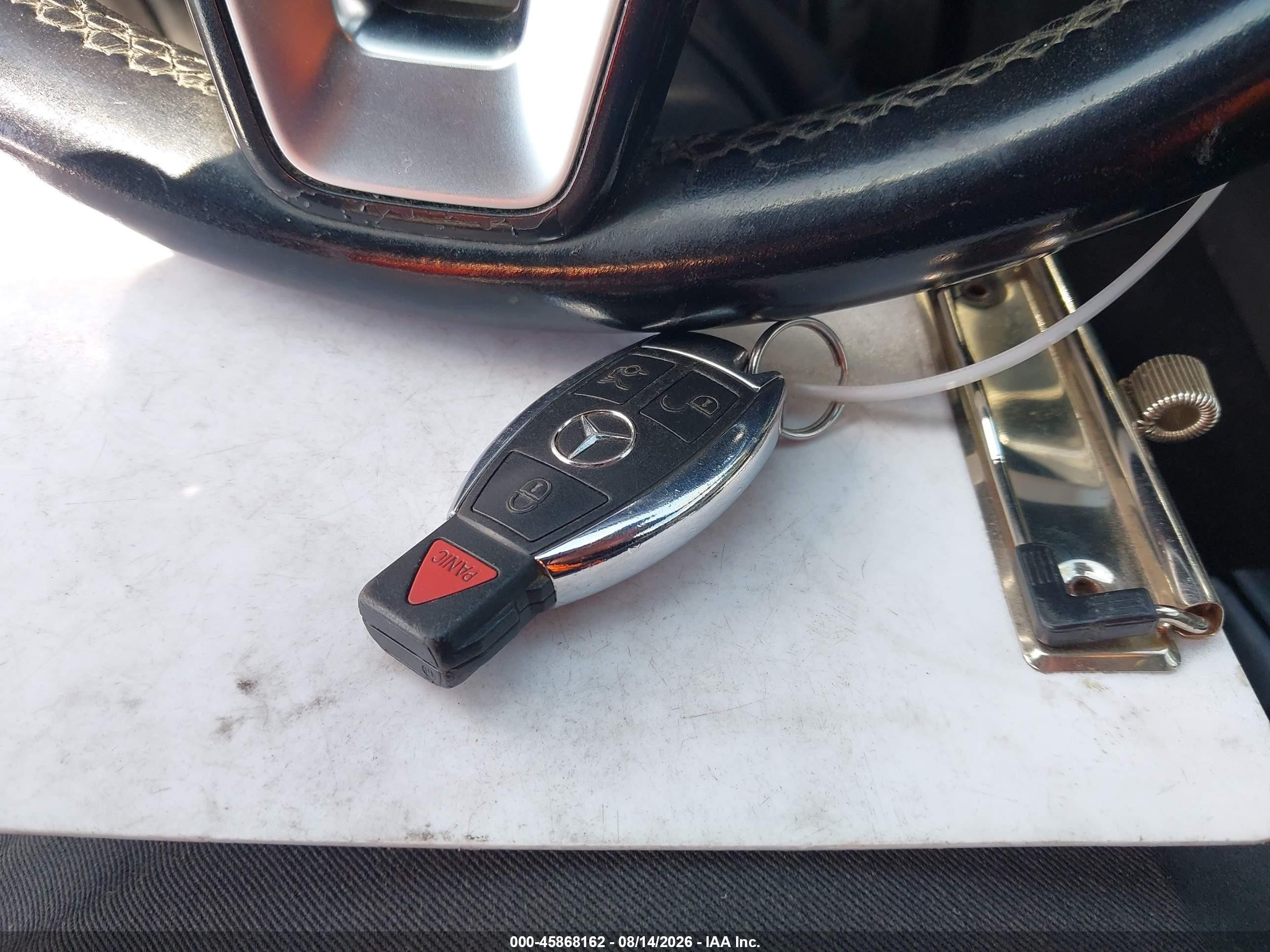 2014 Mercedes-benz E 350   Black vin: WDDHF5KB1EA876192