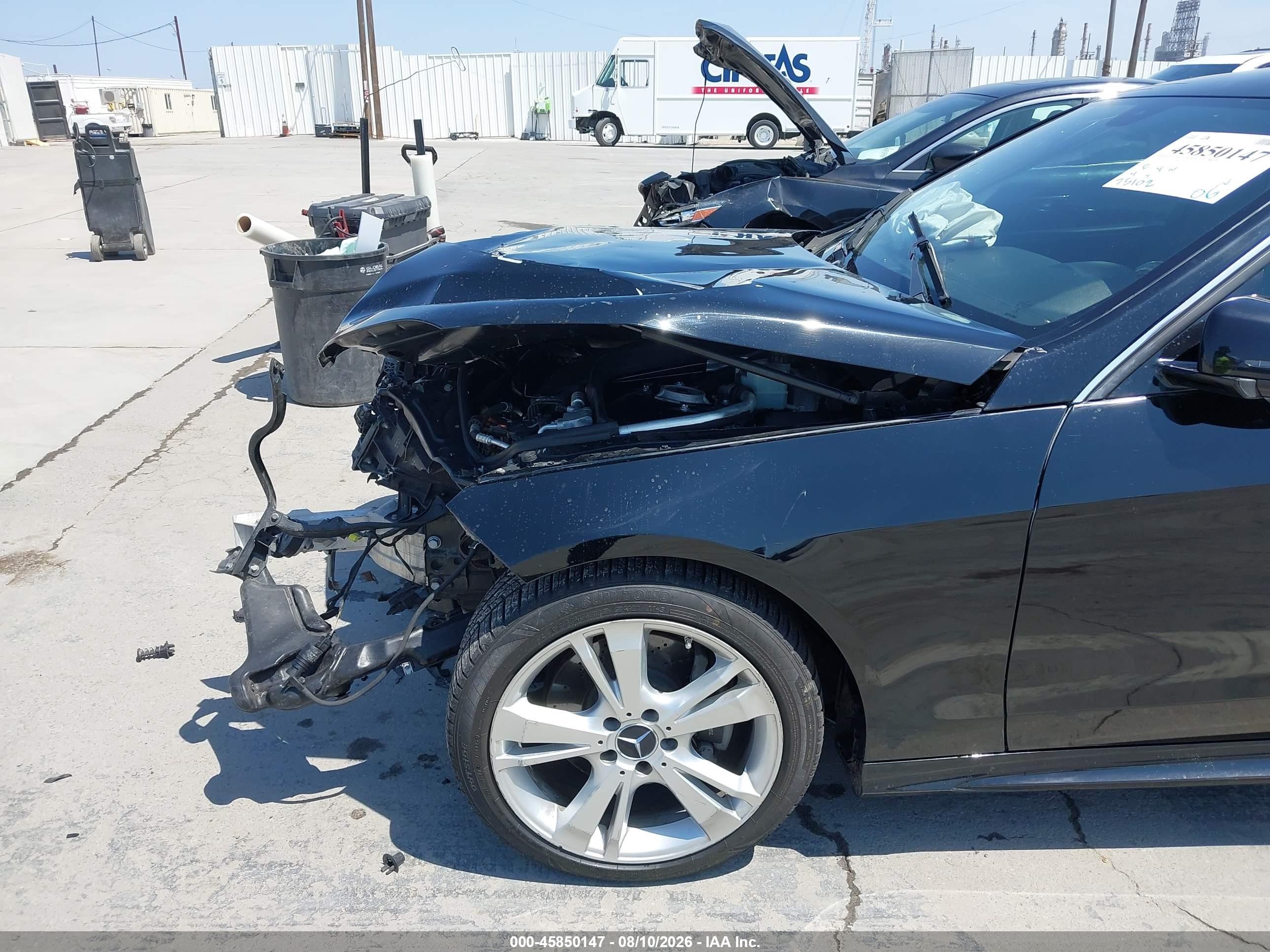 2014 Mercedes-benz E 350   Black vin: WDDHF5KB1EA971755