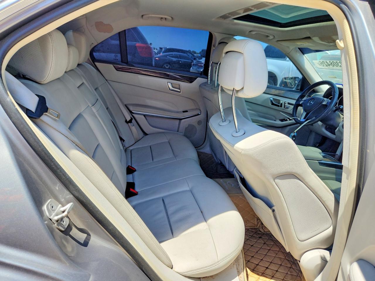 2014 Mercedes-benz E 350 Серый vin: WDDHF5KB1EB001463