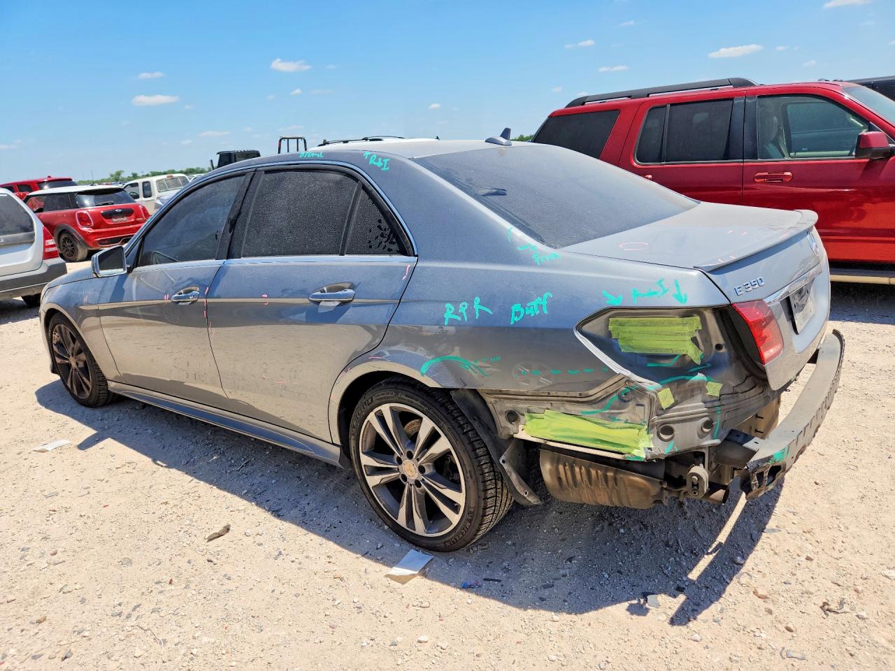 2014 Mercedes-benz E 350 Серый vin: WDDHF5KB1EB001463
