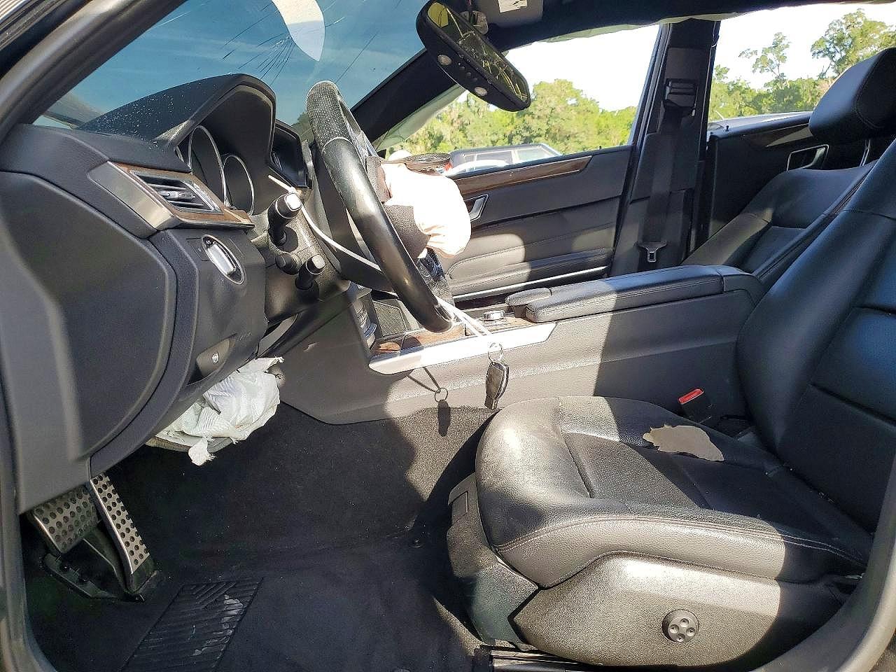 2014 Mercedes-benz E 350 Black vin: WDDHF5KB1EB008462