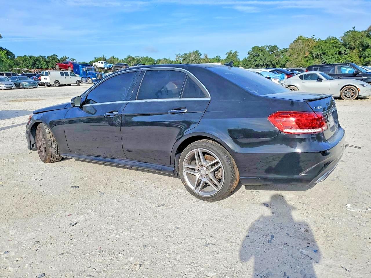 2014 Mercedes-benz E 350 Black vin: WDDHF5KB1EB008462