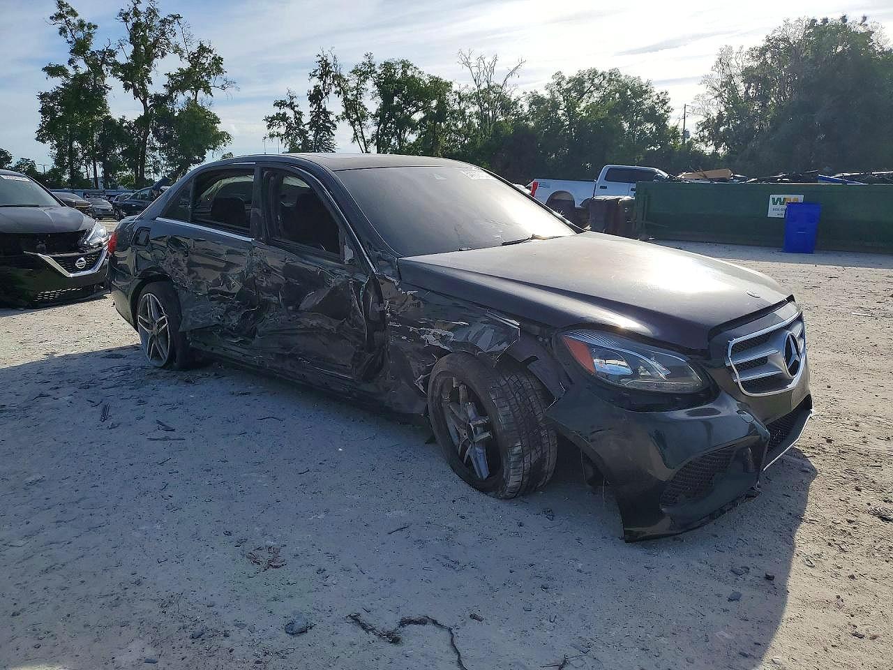 2014 Mercedes-benz E 350 Black vin: WDDHF5KB1EB008462