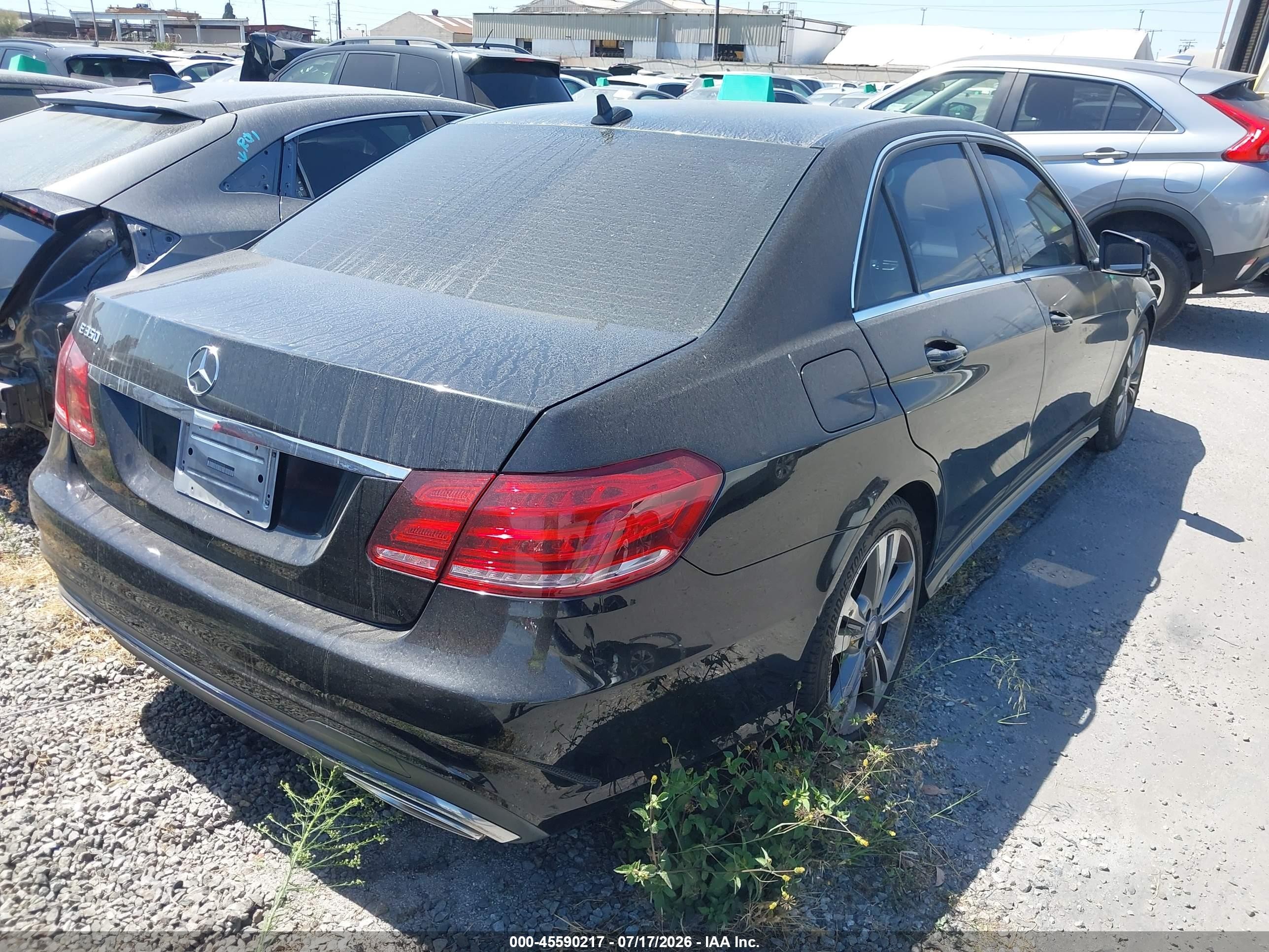 2014 Mercedes-benz E 350   Черный vin: WDDHF5KB1EB038948