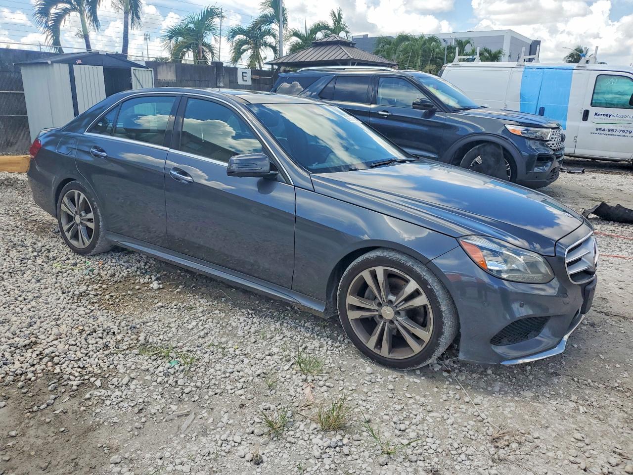 2015 Mercedes-benz E 350 Gray vin: WDDHF5KB1FB126691