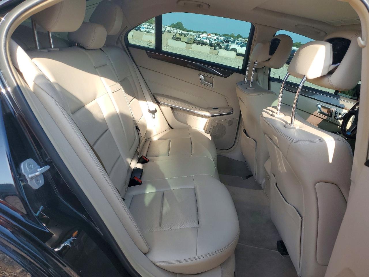 2016 Mercedes-benz E 350 Black vin: WDDHF5KB1GB214853