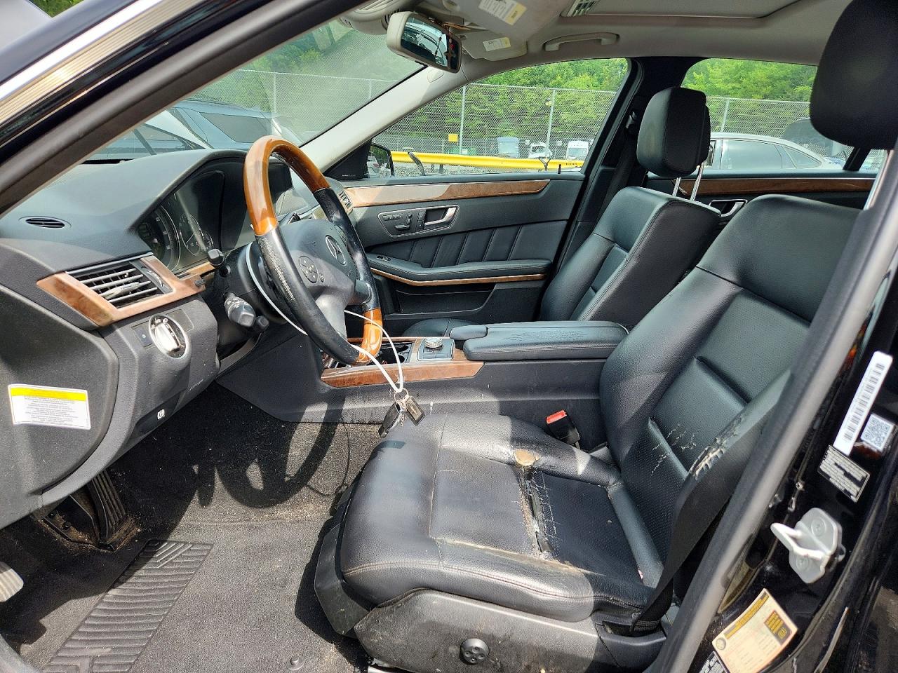 2012 Mercedes-benz E 350 Black vin: WDDHF5KB2CA528009