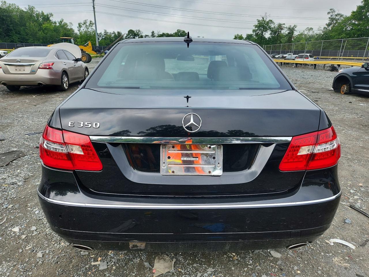 2012 Mercedes-benz E 350 Black vin: WDDHF5KB2CA528009