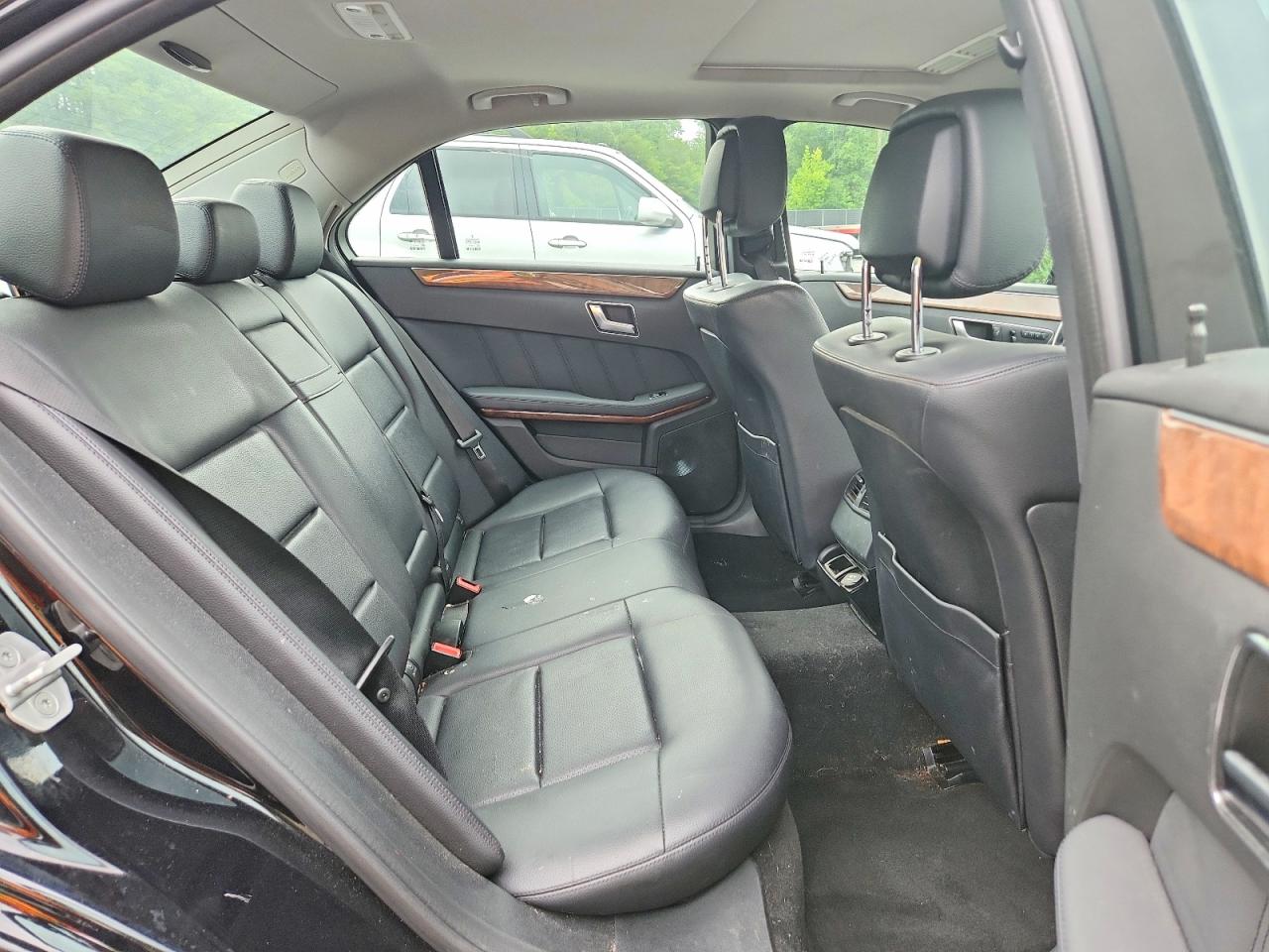 2012 Mercedes-benz E 350 Black vin: WDDHF5KB2CA528009