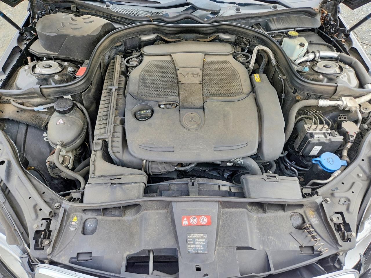 2012 Mercedes-benz E 350 Black vin: WDDHF5KB2CA528009