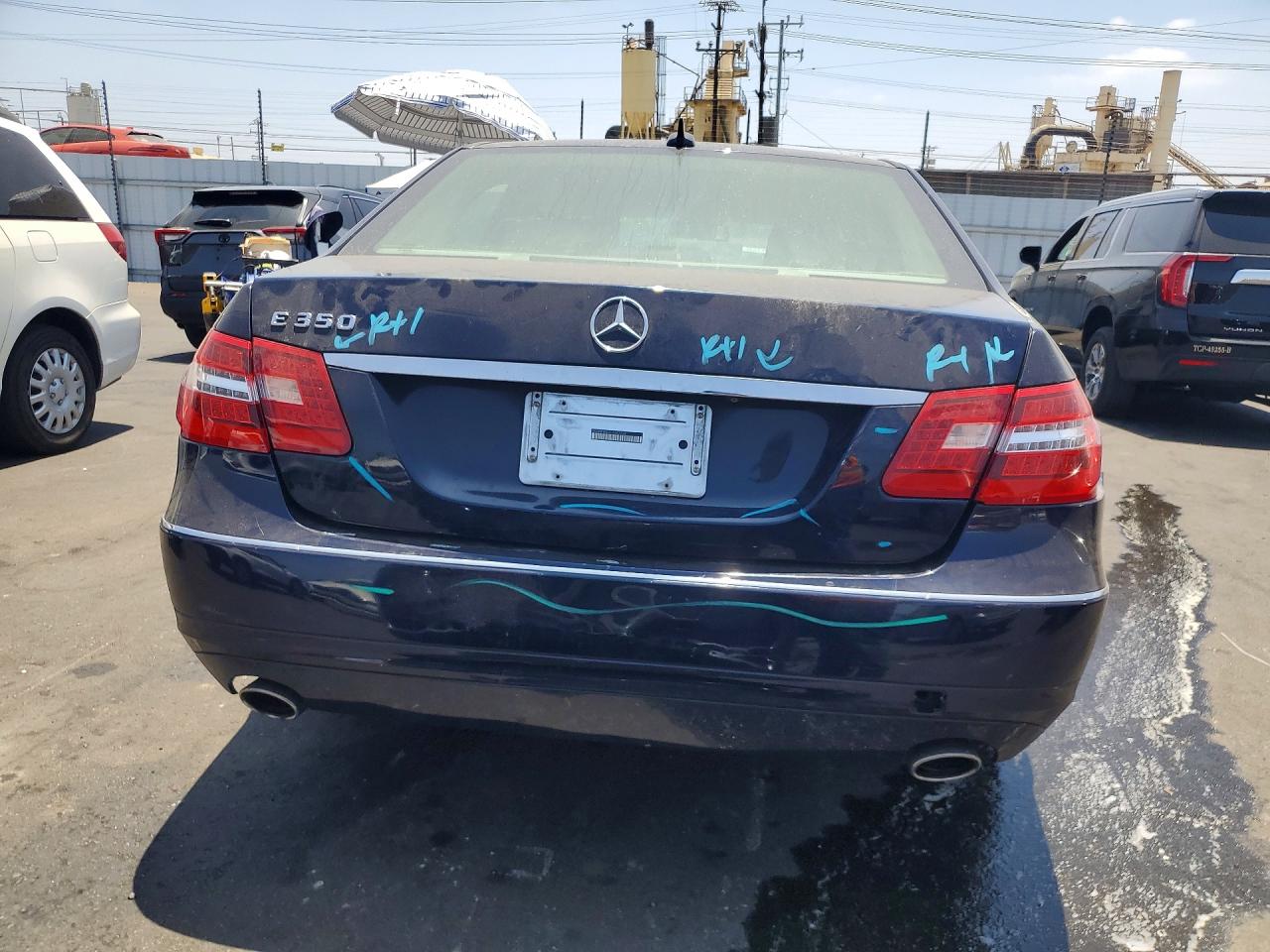 2012 Mercedes-benz E 350 Blue vin: WDDHF5KB2CA562256