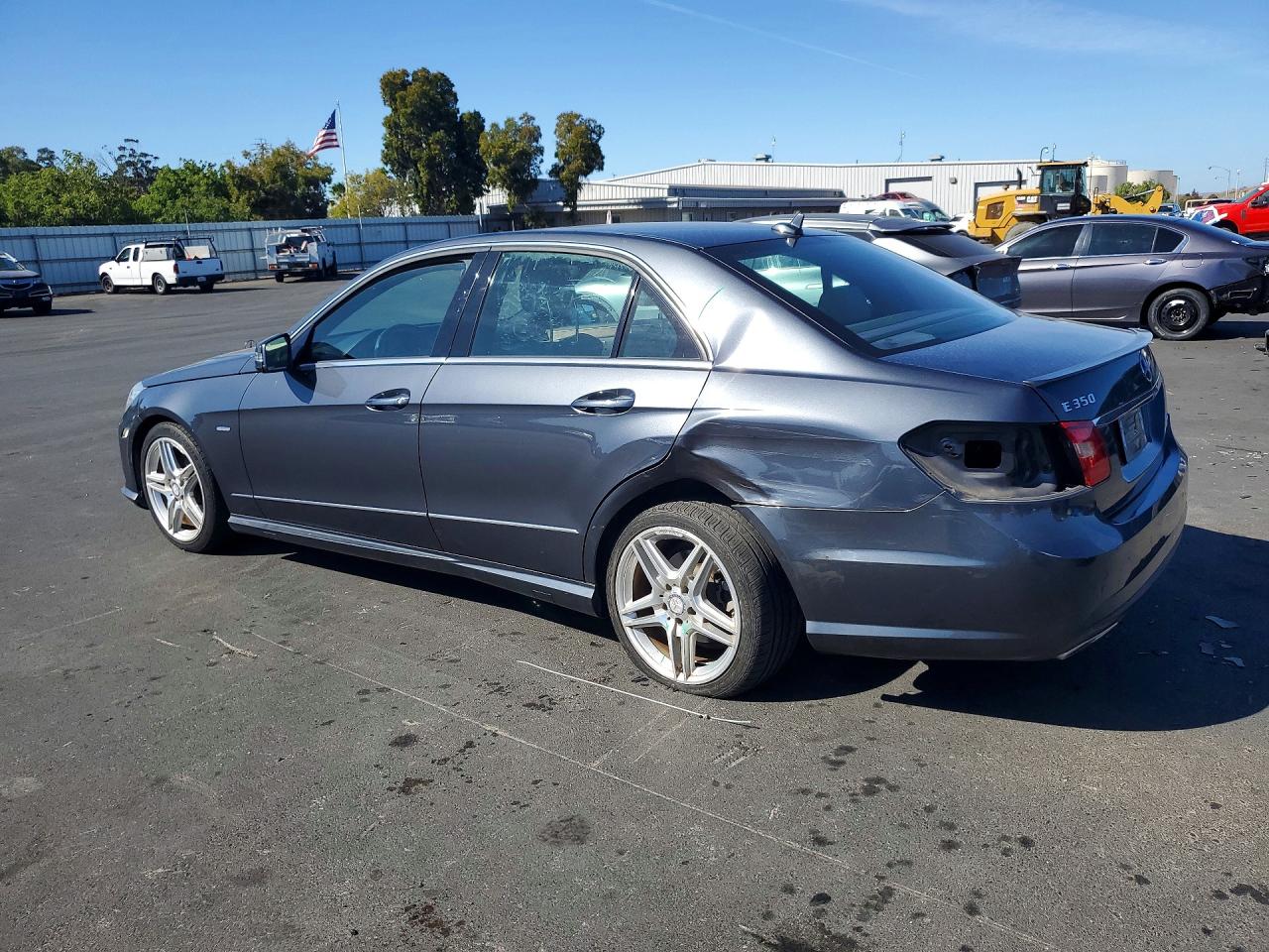 2012 Mercedes-benz E 350 Gray vin: WDDHF5KB2CA603632