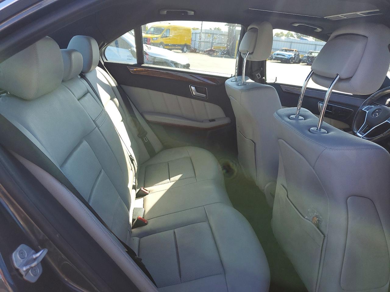 2012 Mercedes-benz E 350 Gray vin: WDDHF5KB2CA603632