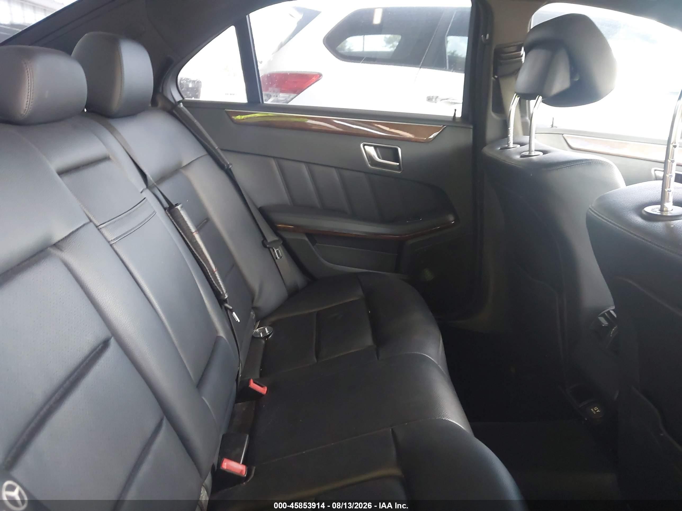 2012 Mercedes-benz E 350   Silver vin: WDDHF5KB2CA646352