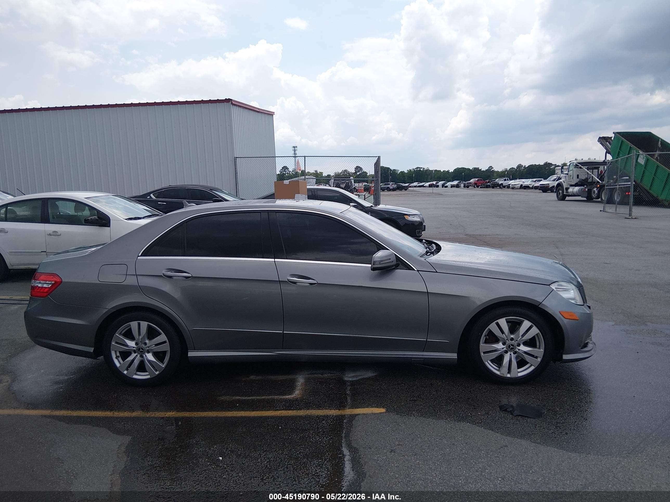2013 Mercedes-benz E 350   Gray vin: WDDHF5KB2DA675562