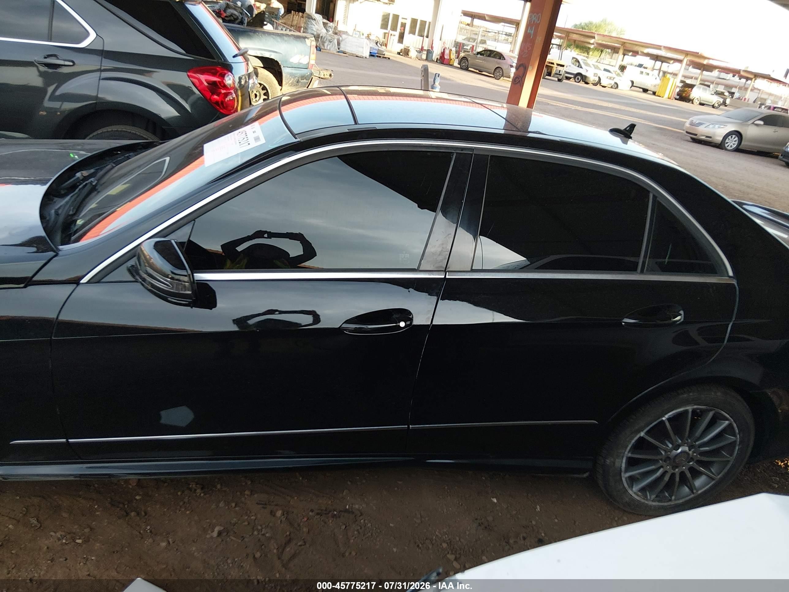 2013 Mercedes-benz E 350   Black vin: WDDHF5KB2DA691924