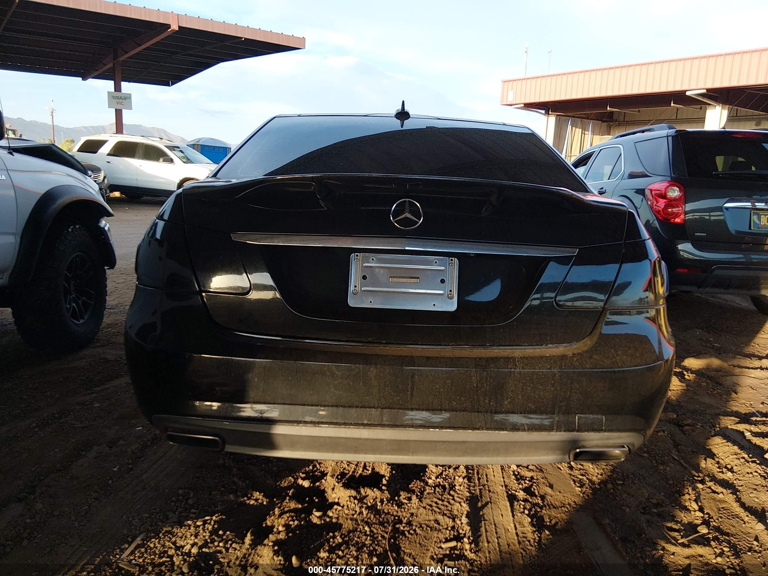 2013 Mercedes-benz E 350   Black vin: WDDHF5KB2DA691924