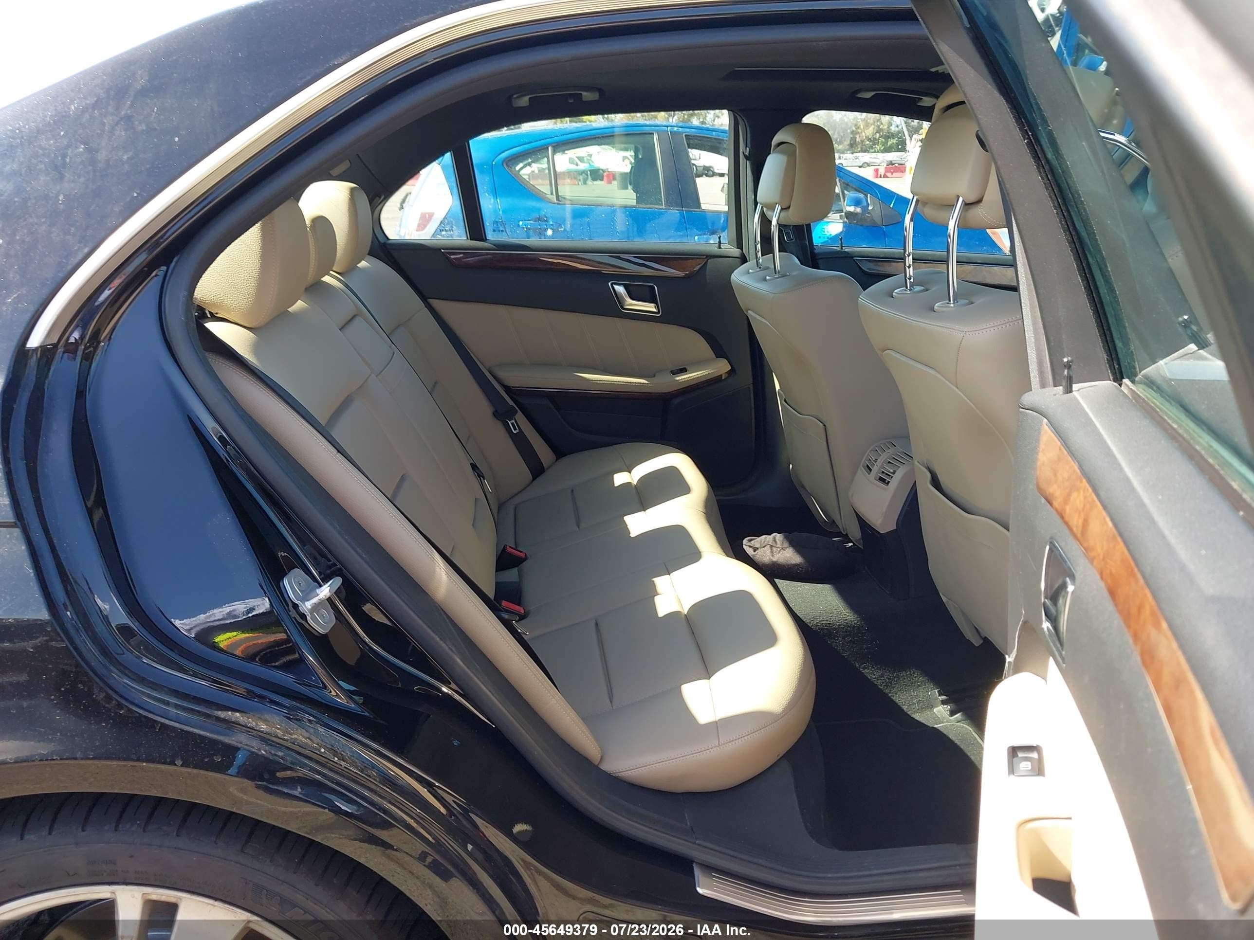 2013 Mercedes-benz E 350   Black vin: WDDHF5KB2DA699280