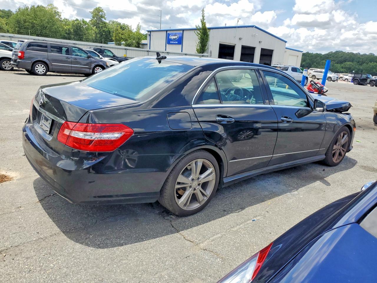 2013 Mercedes-benz E 350 Черный vin: WDDHF5KB2DA700055