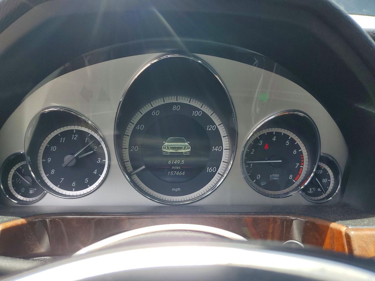 2013 Mercedes-benz E 350 Черный vin: WDDHF5KB2DA700055