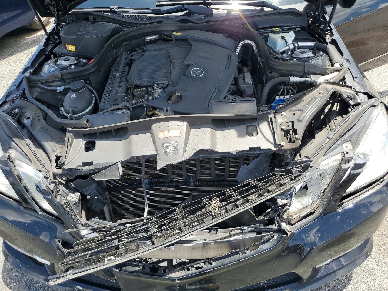 2013 Mercedes-benz E 350 Черный vin: WDDHF5KB2DA700055