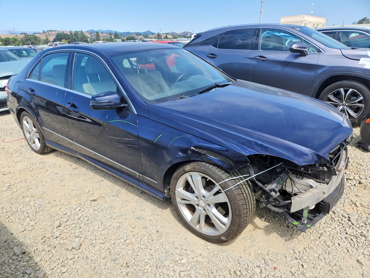 2013 Mercedes-benz E 350 Blue vin: WDDHF5KB2DA705708