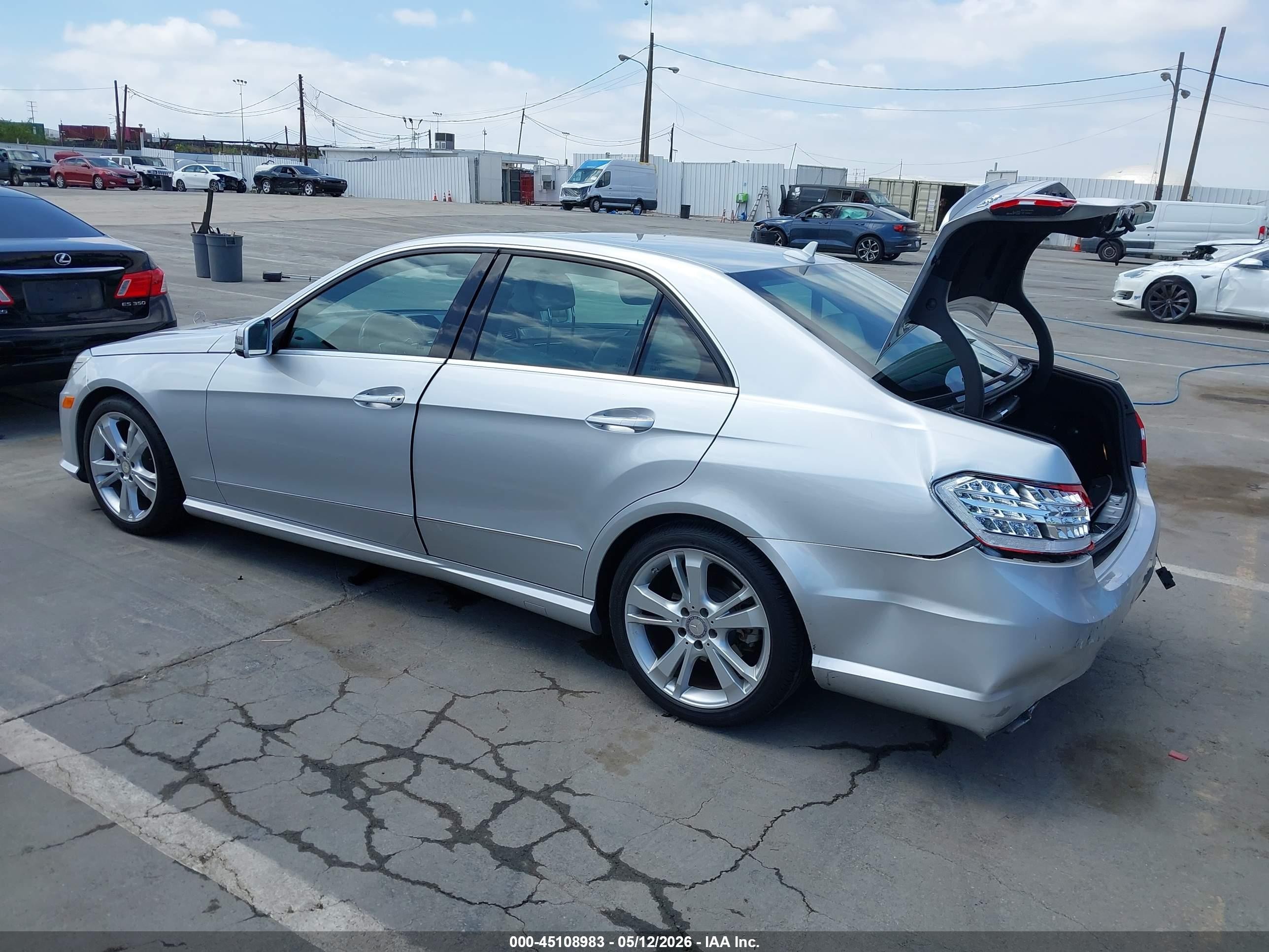 2013 Mercedes-benz E 350   Silver vin: WDDHF5KB2DA729071