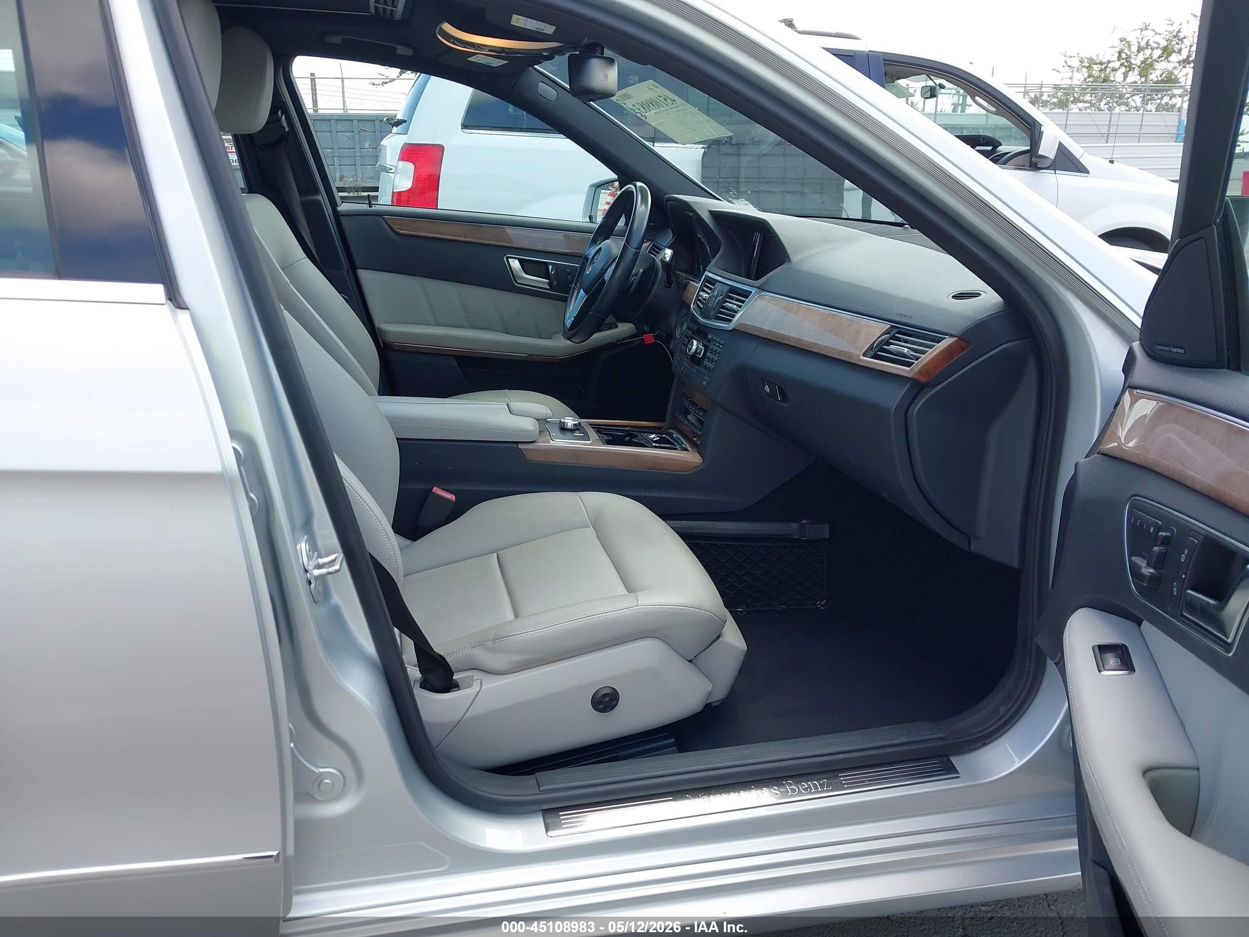 2013 Mercedes-benz E 350   Silver vin: WDDHF5KB2DA729071
