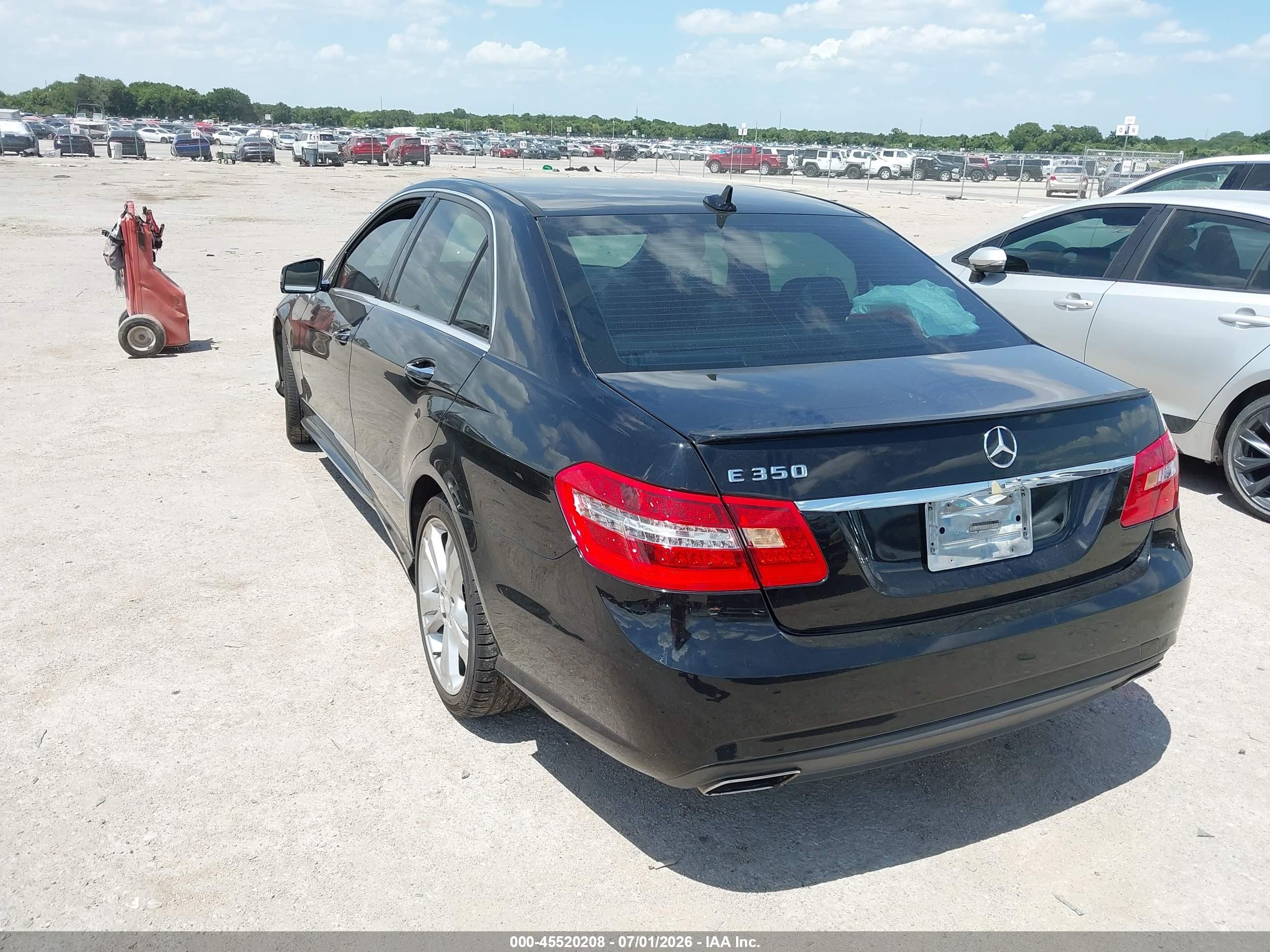 2013 Mercedes-benz E 350 Black vin: WDDHF5KB2DA749496