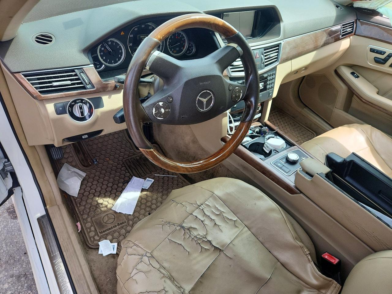 2013 Mercedes-benz E 350 White vin: WDDHF5KB2DA764080