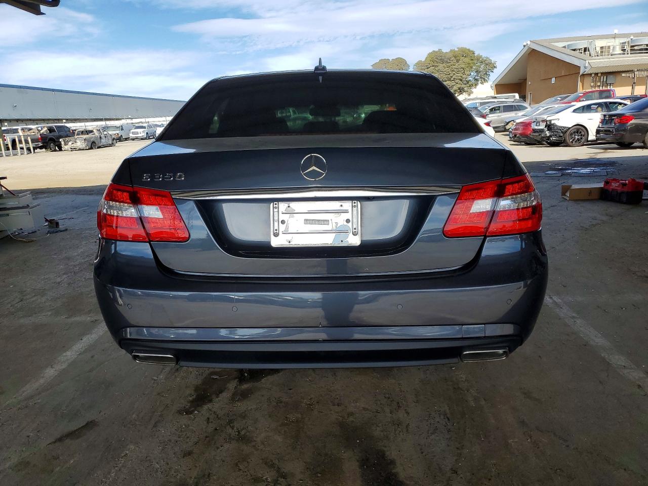 2013 Mercedes-benz E 350 Gray vin: WDDHF5KB2DA766119