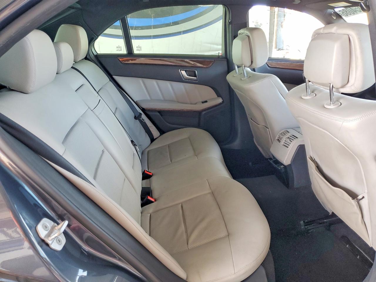 2013 Mercedes-benz E 350 Gray vin: WDDHF5KB2DA766119