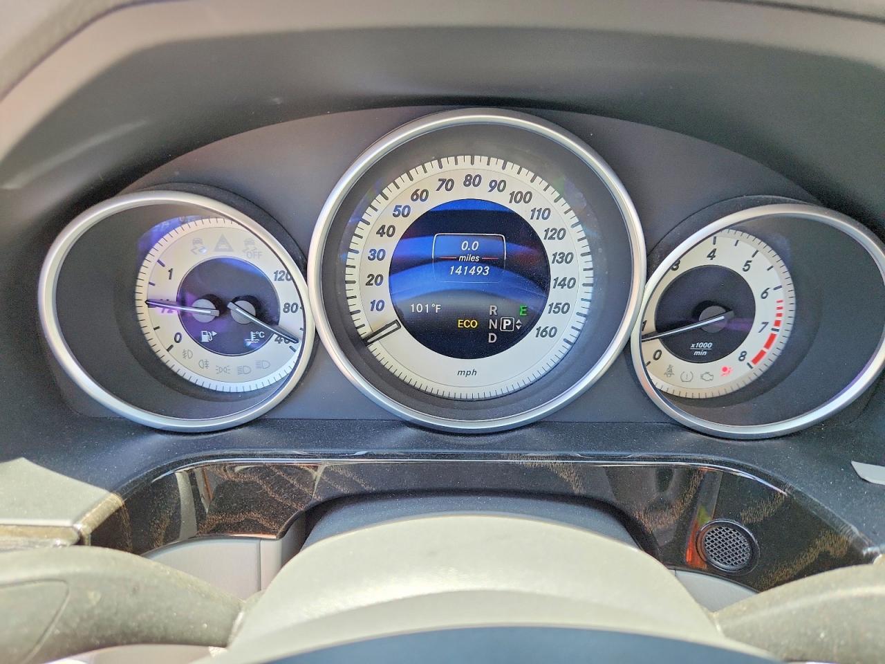2014 Mercedes-benz E 350 Silver vin: WDDHF5KB2EA782144