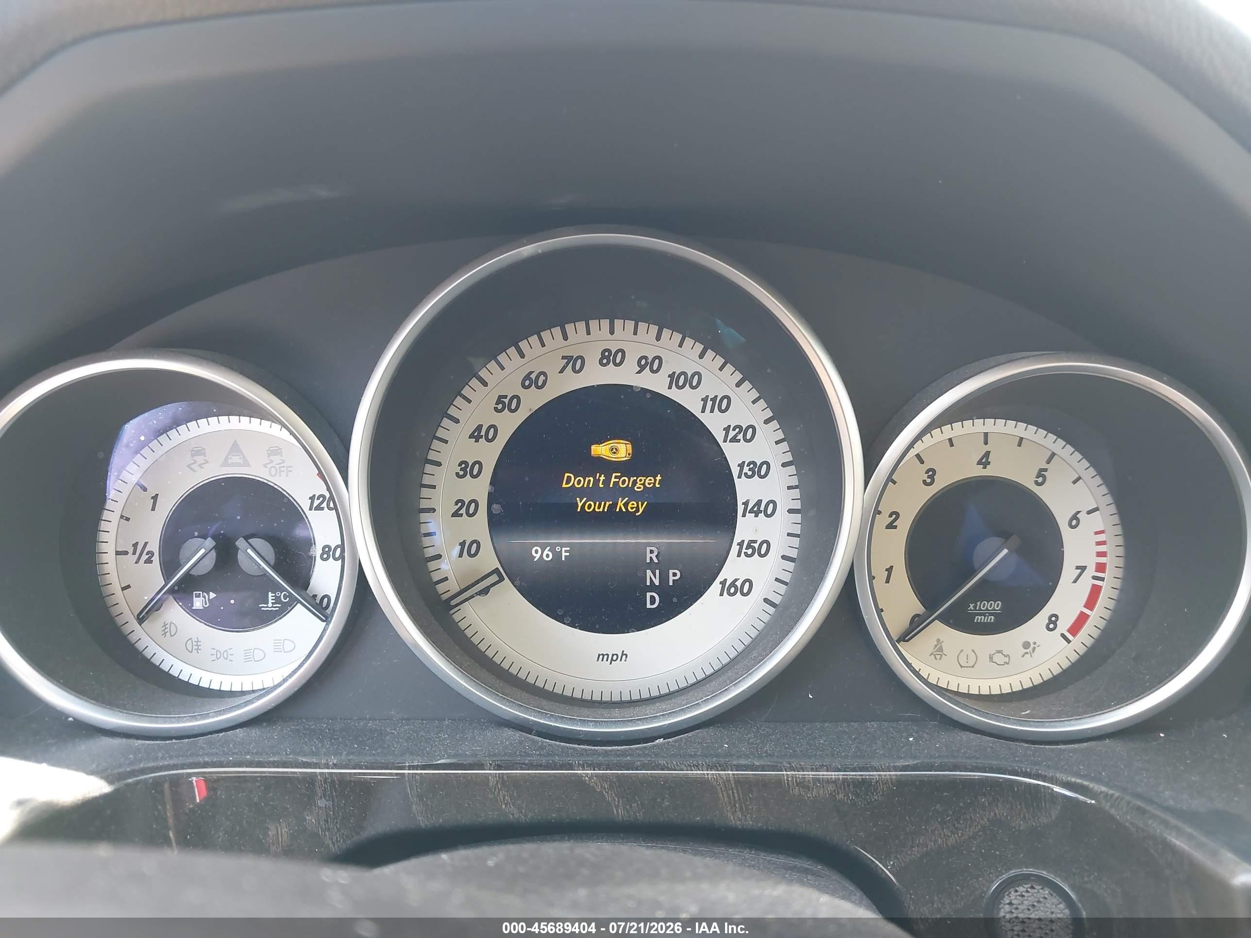 2014 Mercedes-benz E 350 Белый vin: WDDHF5KB2EA787084