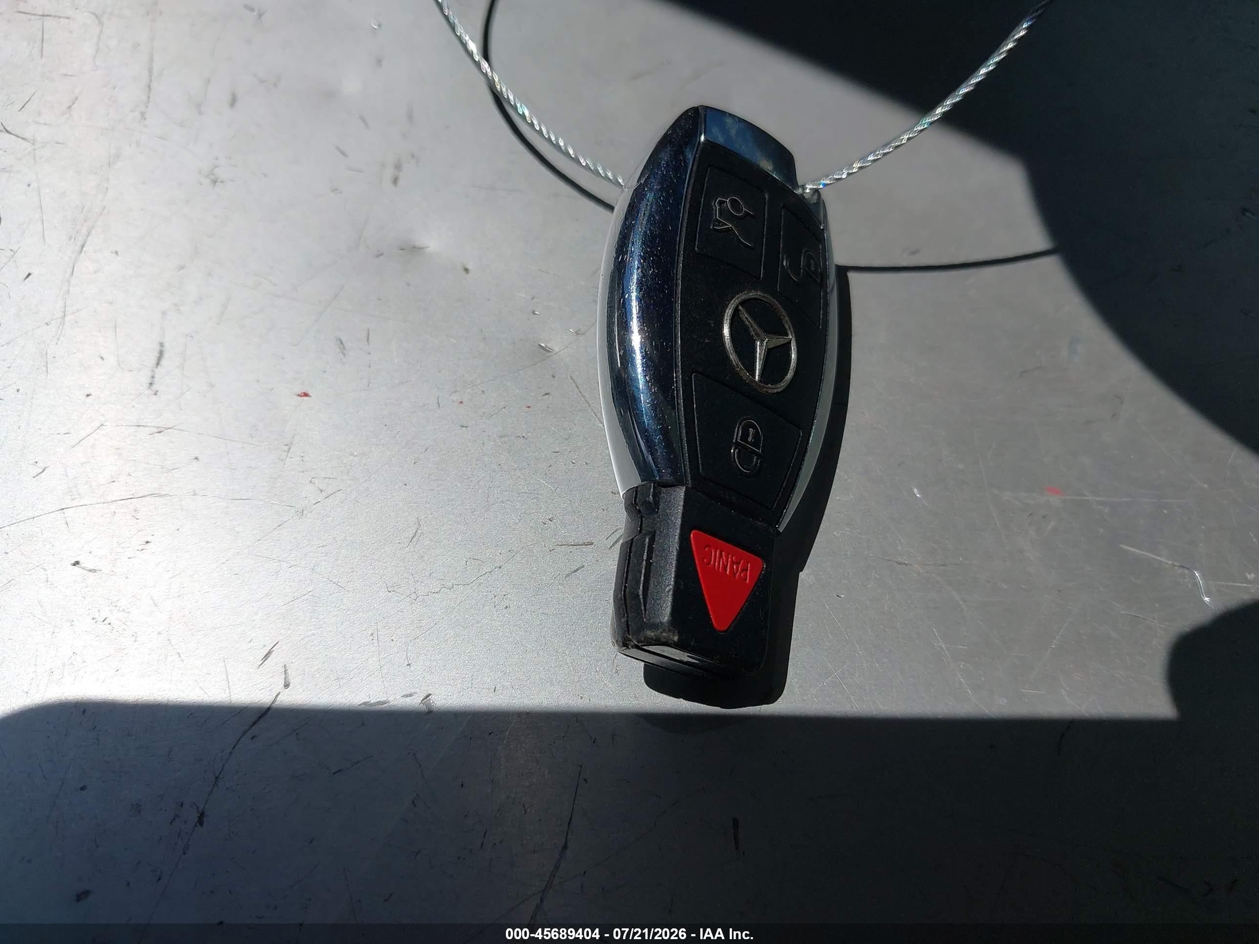 2014 Mercedes-benz E 350 Белый vin: WDDHF5KB2EA787084