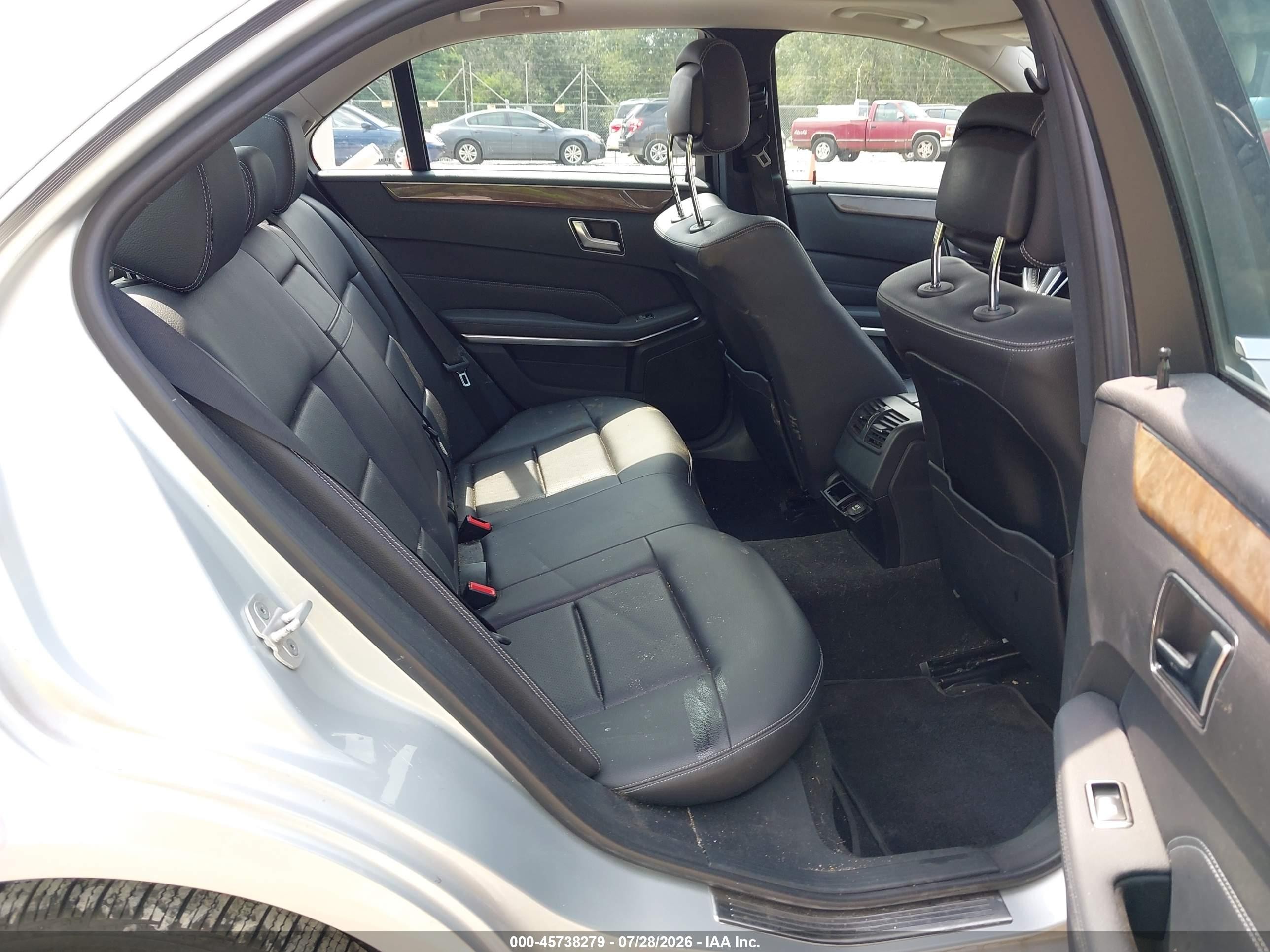 2014 Mercedes-benz E 350 Silver vin: WDDHF5KB2EA865119