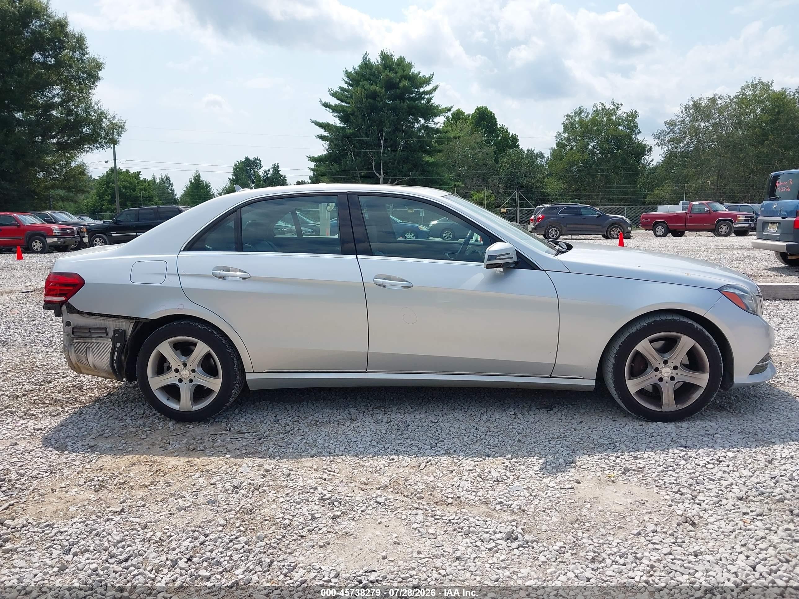 2014 Mercedes-benz E 350 Silver vin: WDDHF5KB2EA865119