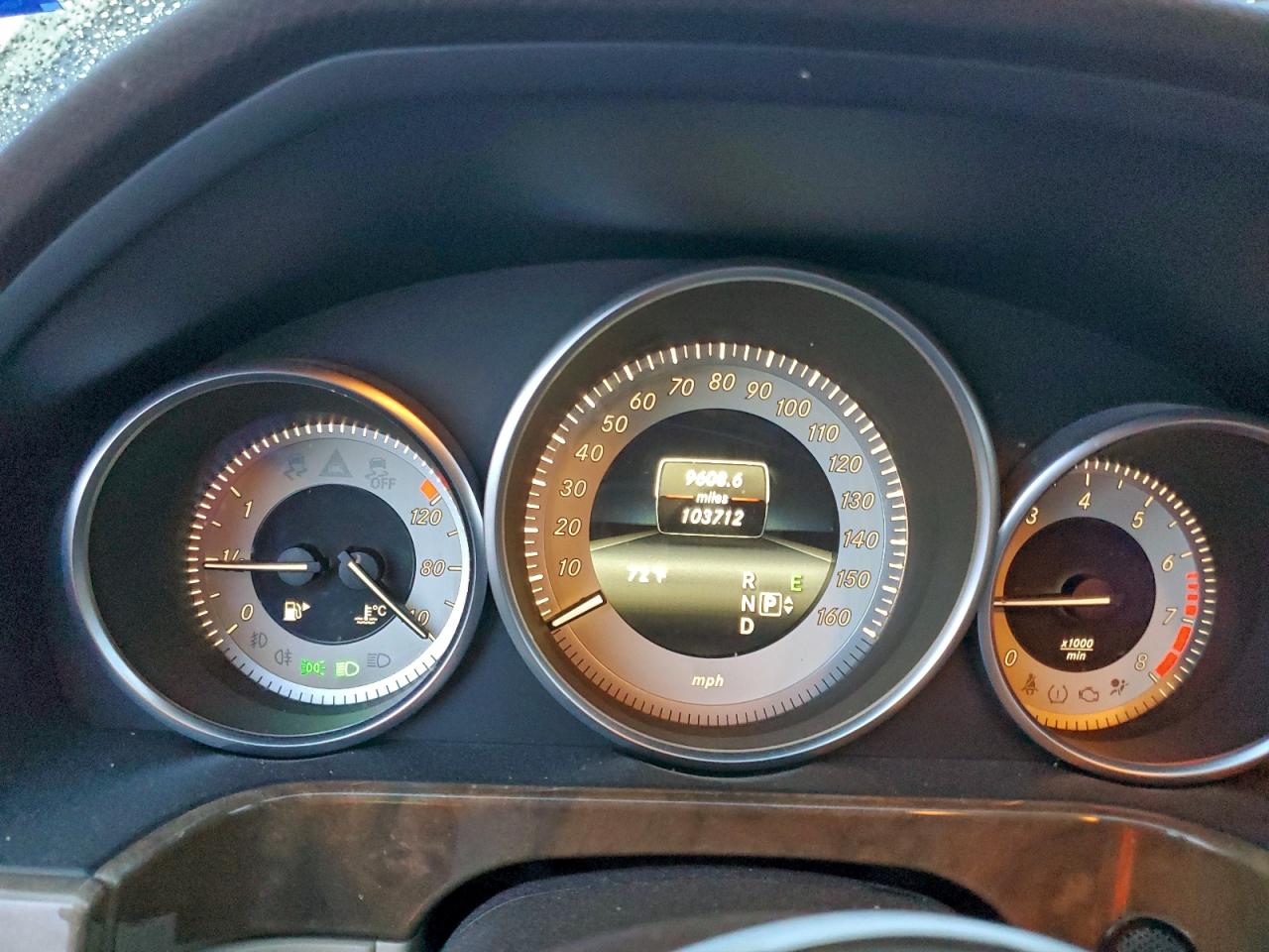 2014 Mercedes-benz E 350 Blue vin: WDDHF5KB2EA893440