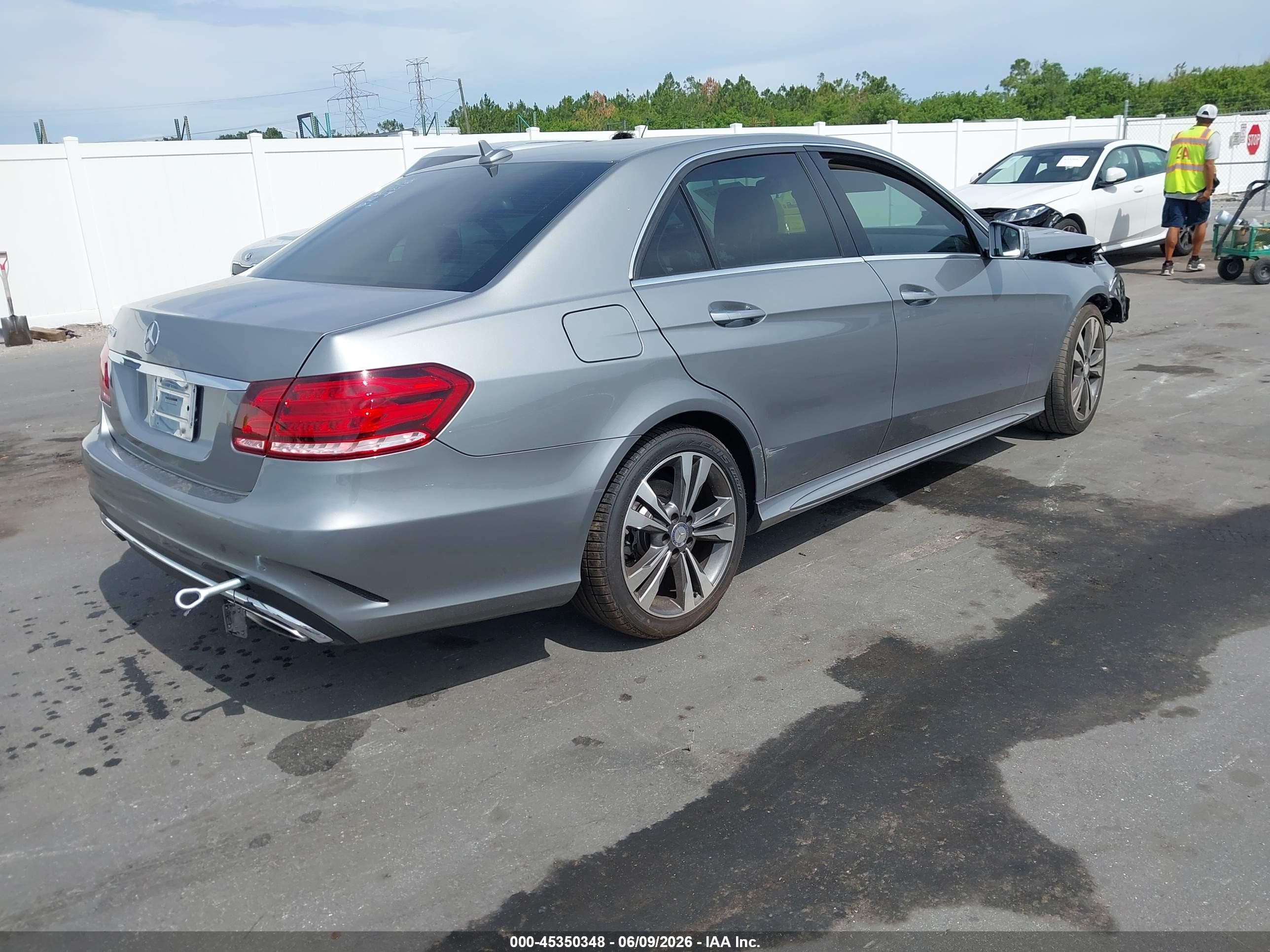 2014 Mercedes-benz E 350   Silver vin: WDDHF5KB2EA897228