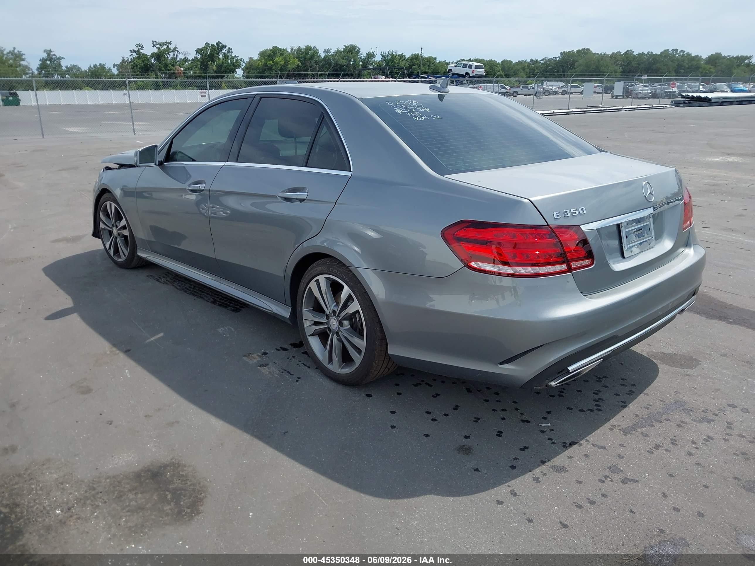 2014 Mercedes-benz E 350   Silver vin: WDDHF5KB2EA897228