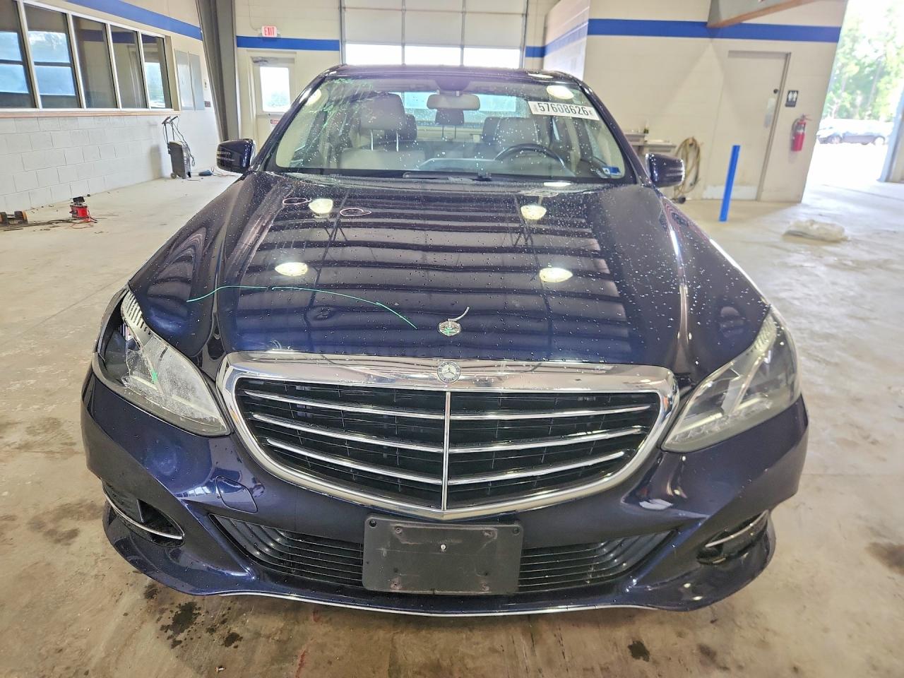 2014 Mercedes-benz E 350 Blue vin: WDDHF5KB2EA963759