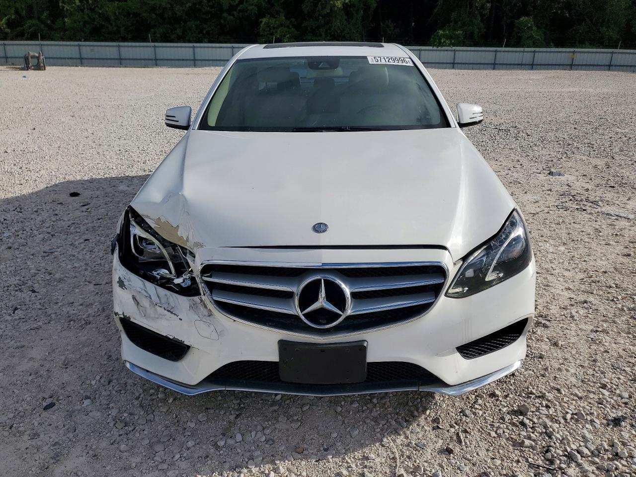 2014 Mercedes-benz E 350 White vin: WDDHF5KB2EA971117