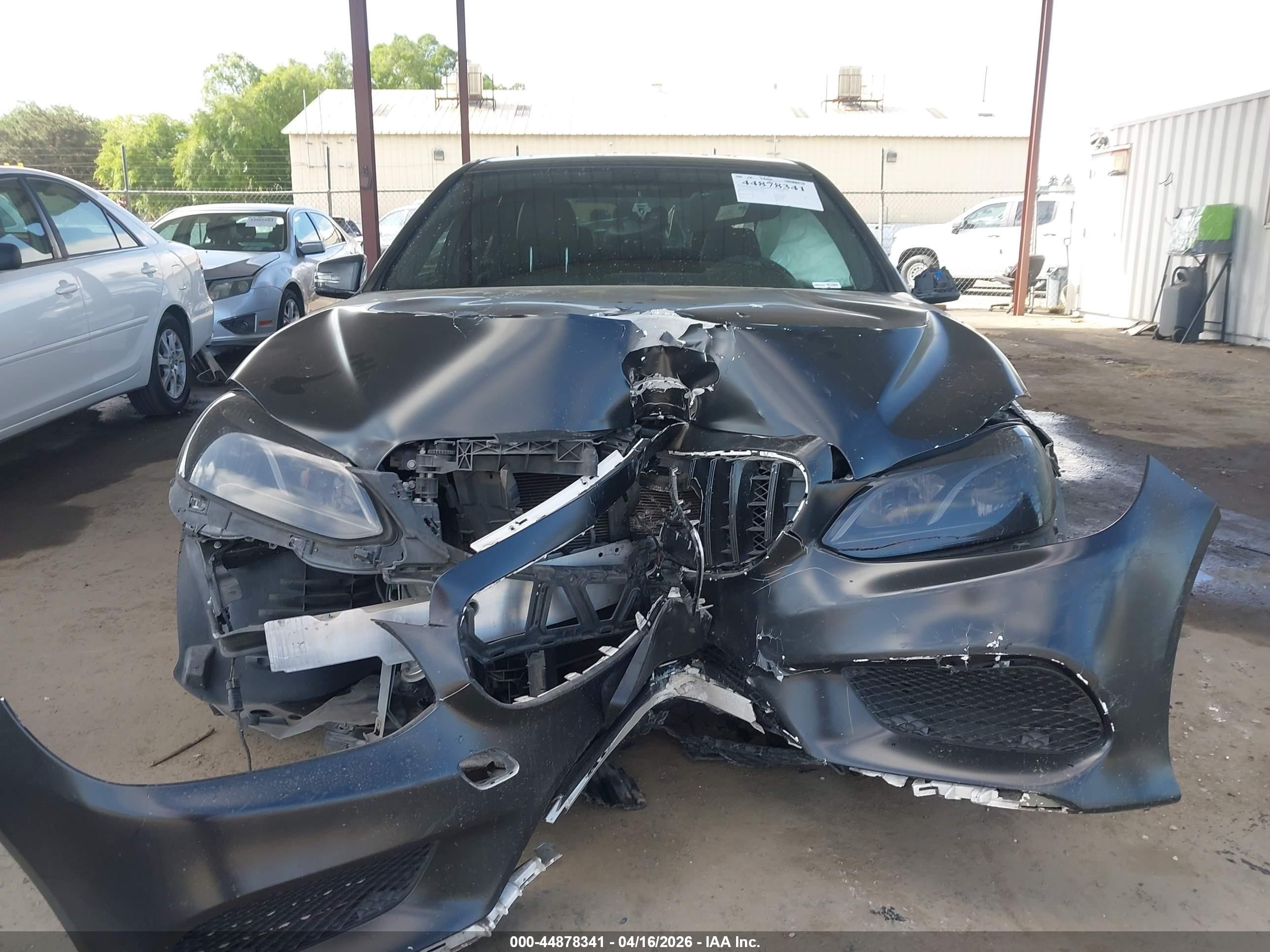 2014 Mercedes-benz E 350   Black vin: WDDHF5KB2EB002279