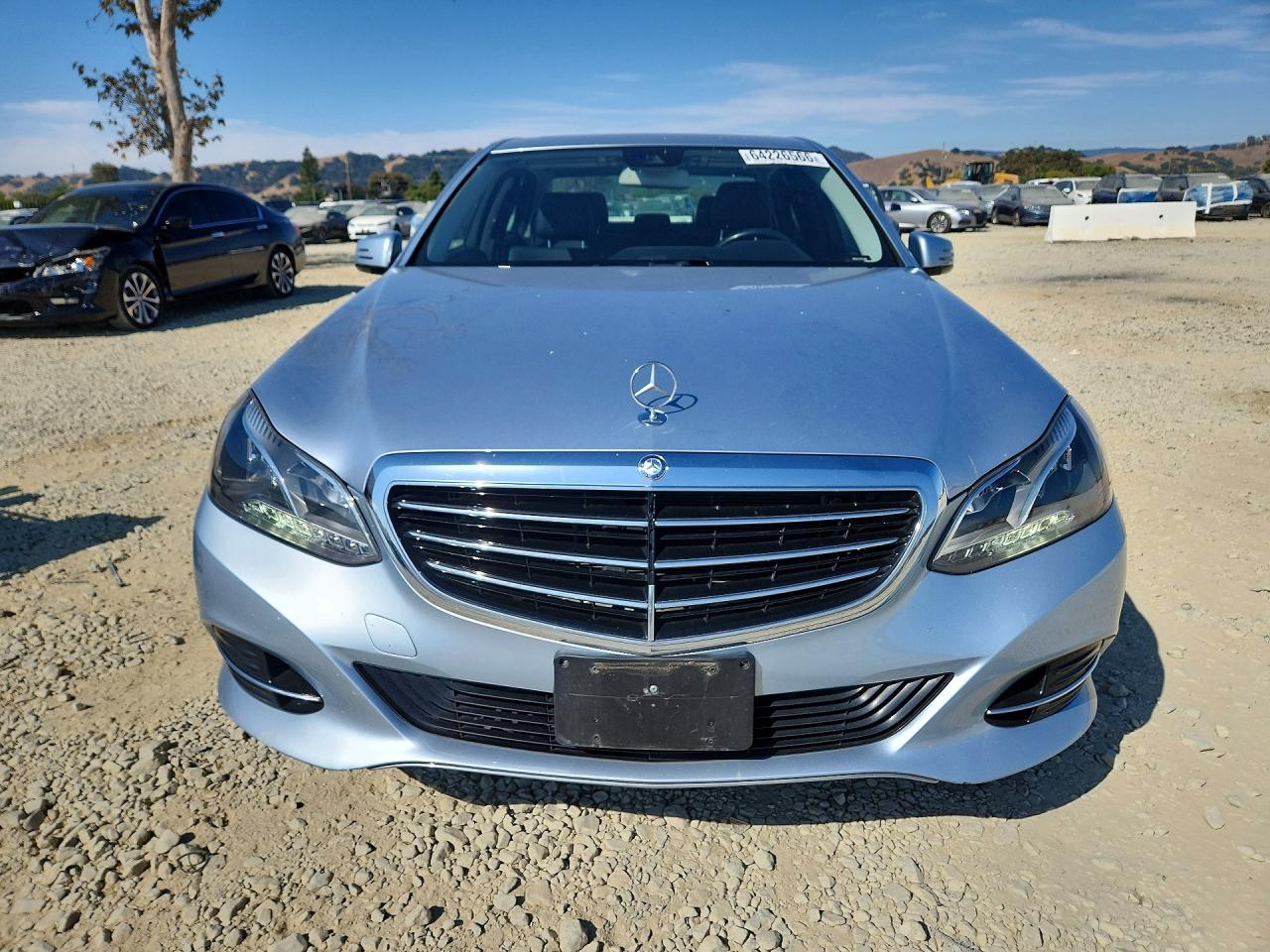2015 Mercedes-benz E 350 Silver vin: WDDHF5KB2FB089750