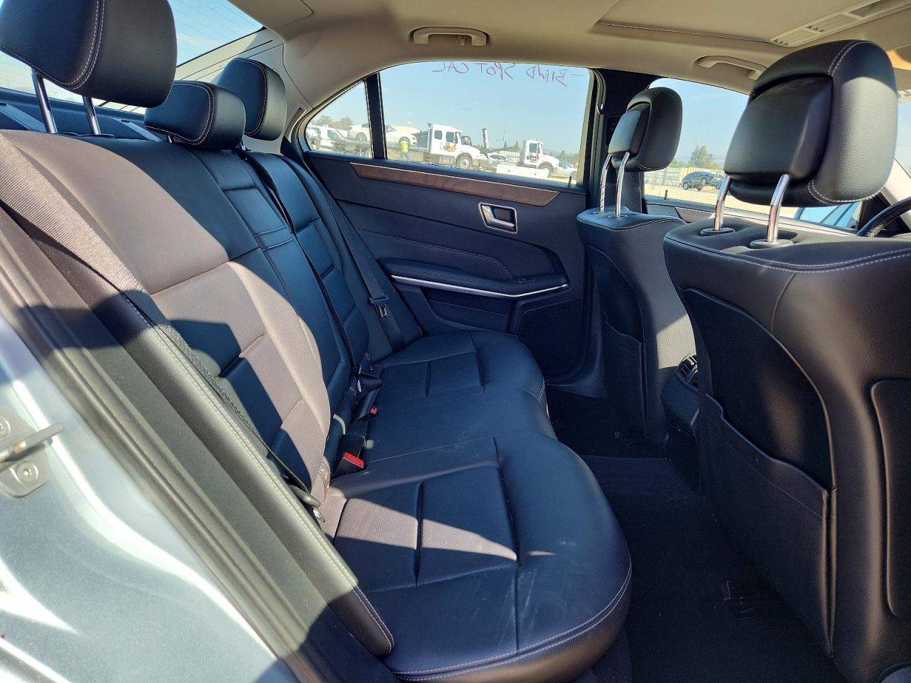 2015 Mercedes-benz E 350 Silver vin: WDDHF5KB2FB089750