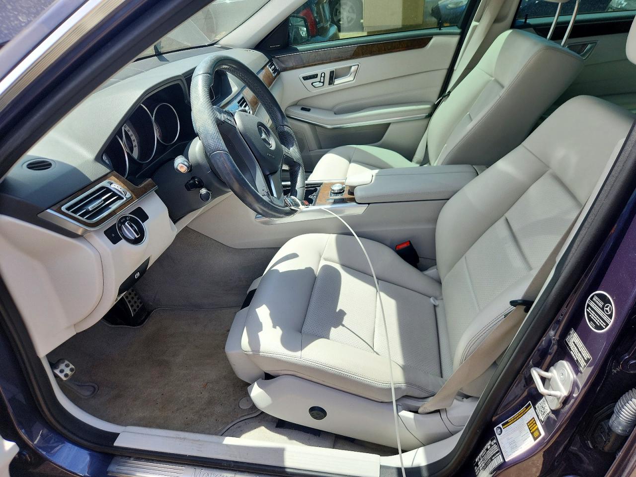 2015 Mercedes-benz E 350 Blue vin: WDDHF5KB2FB133309